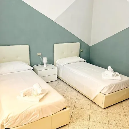 Semesterbostad Casa Vacanze Baia Del Capitano La Spezia